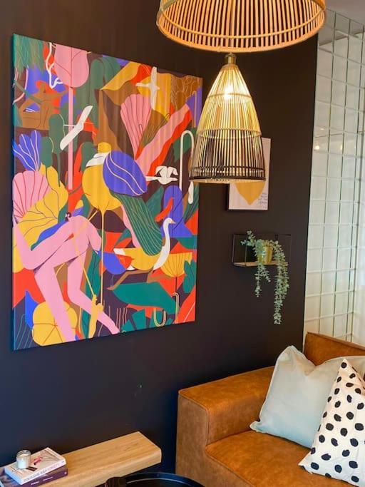 Smart Art :) Z Bezplatnym Parkingiem Podziemnym Apartment Kielce Luaran gambar