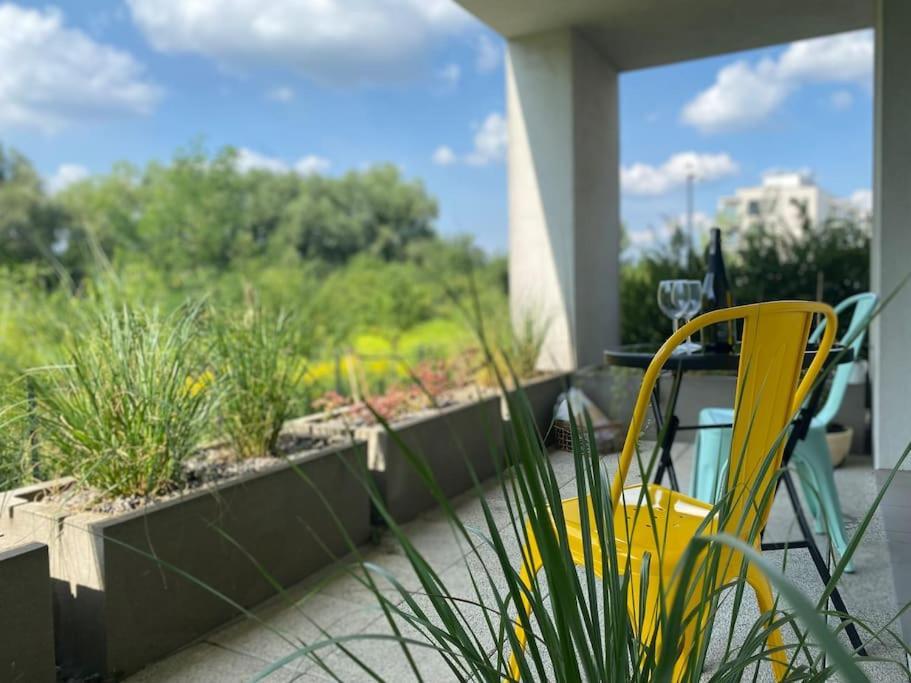 Smart Art :) Z Bezplatnym Parkingiem Podziemnym Apartment Kielce Luaran gambar